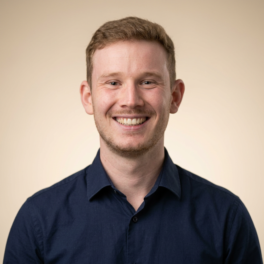 Lars Kjeldahl, Rejseguide hos Nova Travel